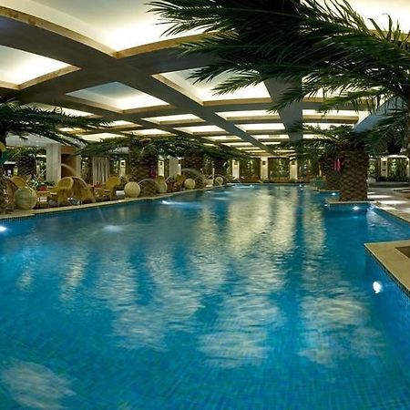 Spring City Garden Hotel Kunming Exterior photo