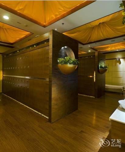 Spring City Garden Hotel Kunming Exterior photo
